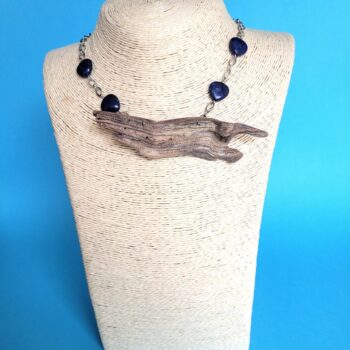 Collier en bois flotté et perles - Galapagos