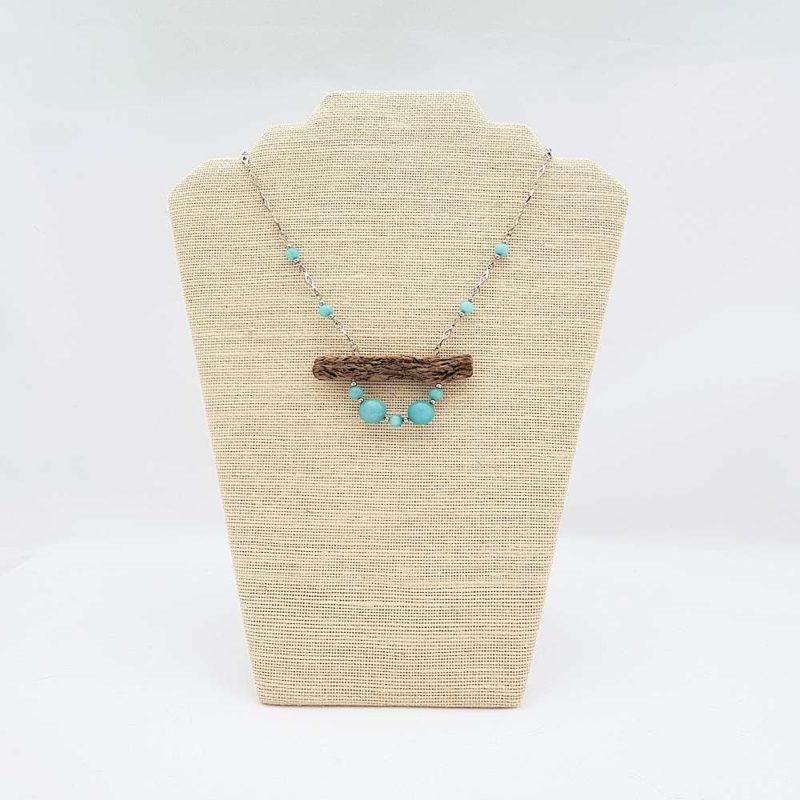 collier en bois flotté et amazonite