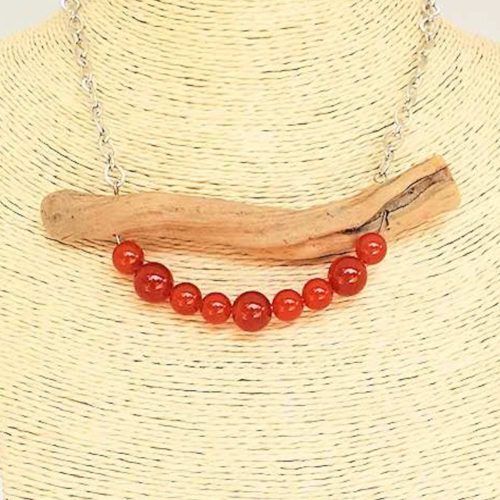 collier en agate rouge