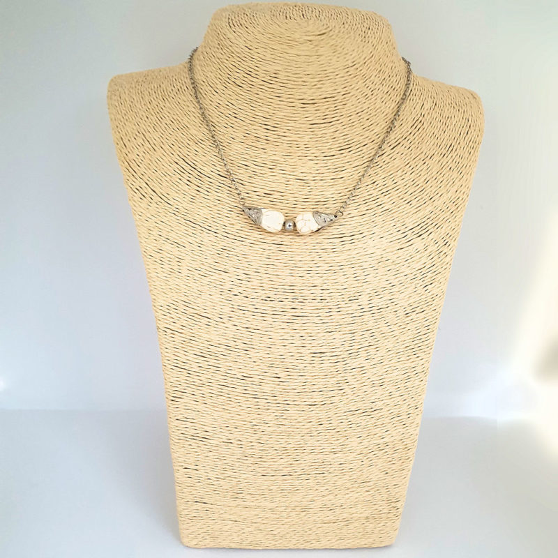 Collier Willow