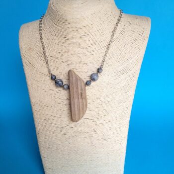 Collier bois flotté et perles - Oléron