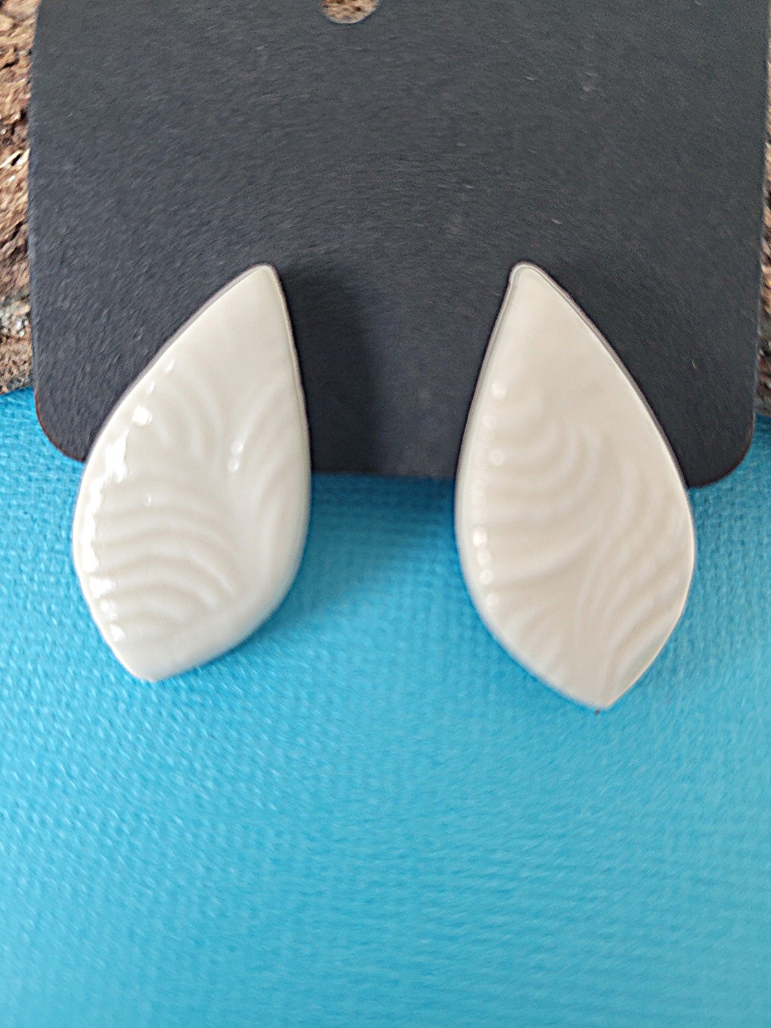 Boucles d'oreilles en porcelaine - Iris – Image 2