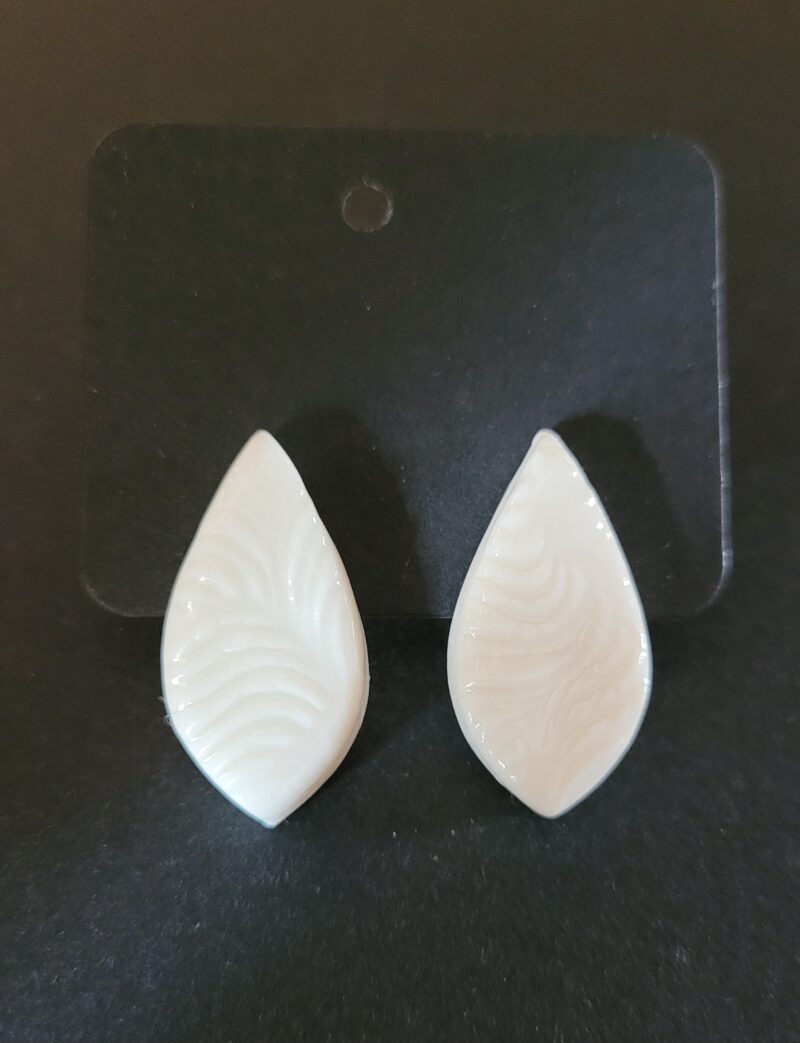 Boucles d'oreilles en porcelaine Iris