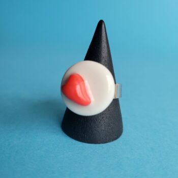 Bague porcelaine coeur rouge