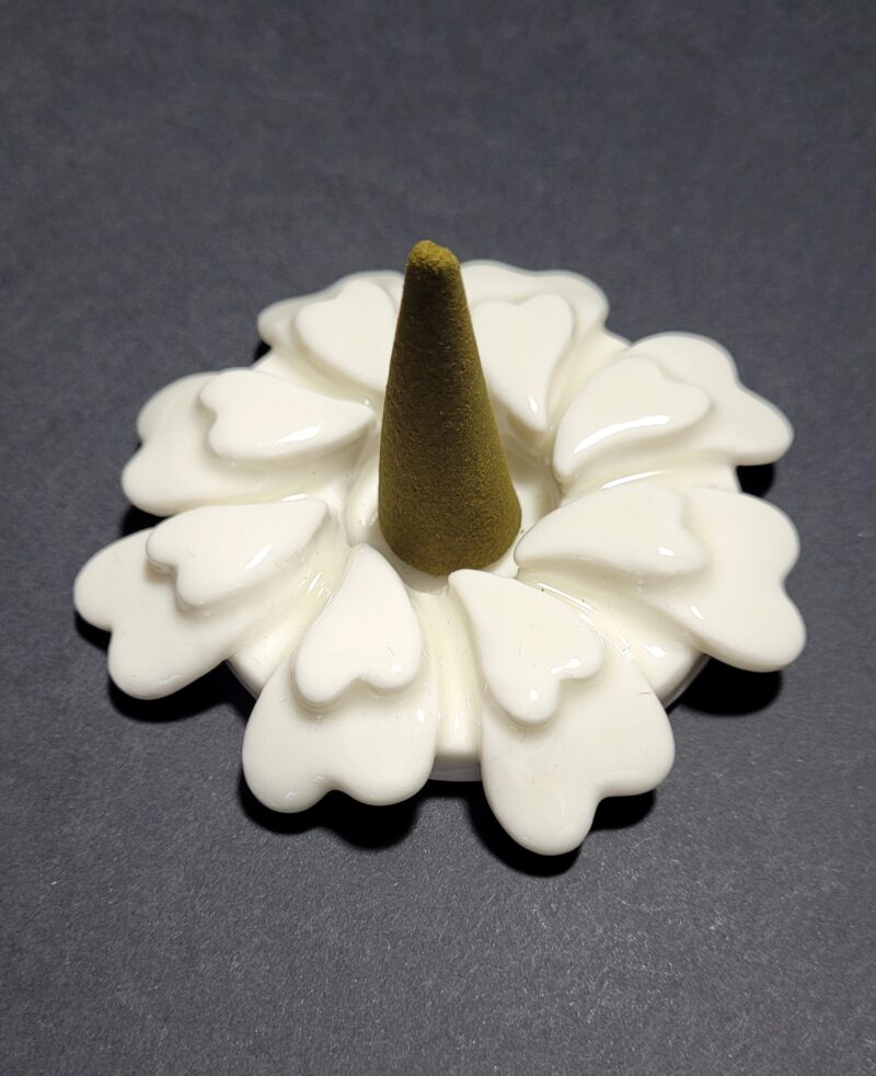 Brûle encens "coeurs" en porcelaine blanche