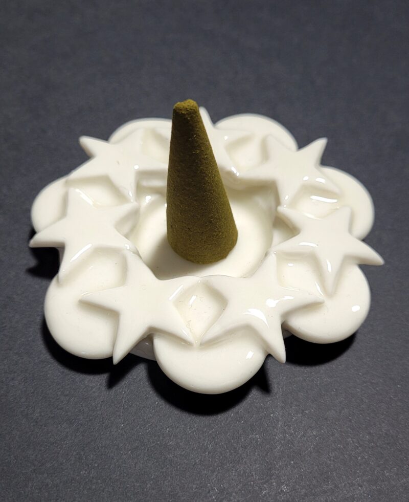 Brûle encens "Etoiles" en porcelaine blanche