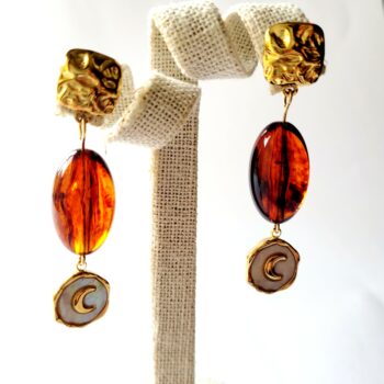 Boucles d'Oreilles Pendantes Ambre et Lune Dorée